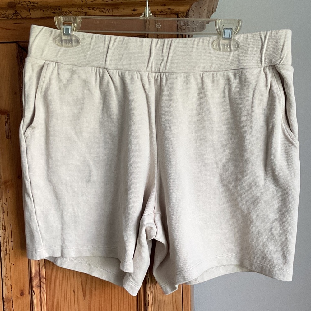 Belle by Kim Gravel perfect pique khaki shorts